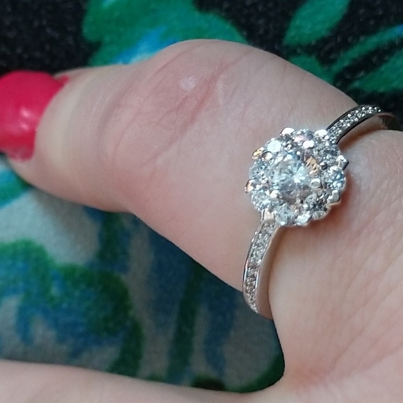 925 Irish Claddagh Engagement Ring NWOT - Picture 3 of 3